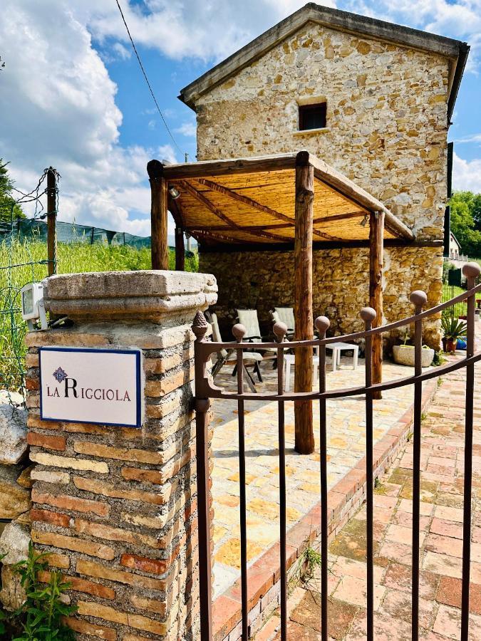 Bed and Breakfast La Riggiola Салерно Экстерьер фото