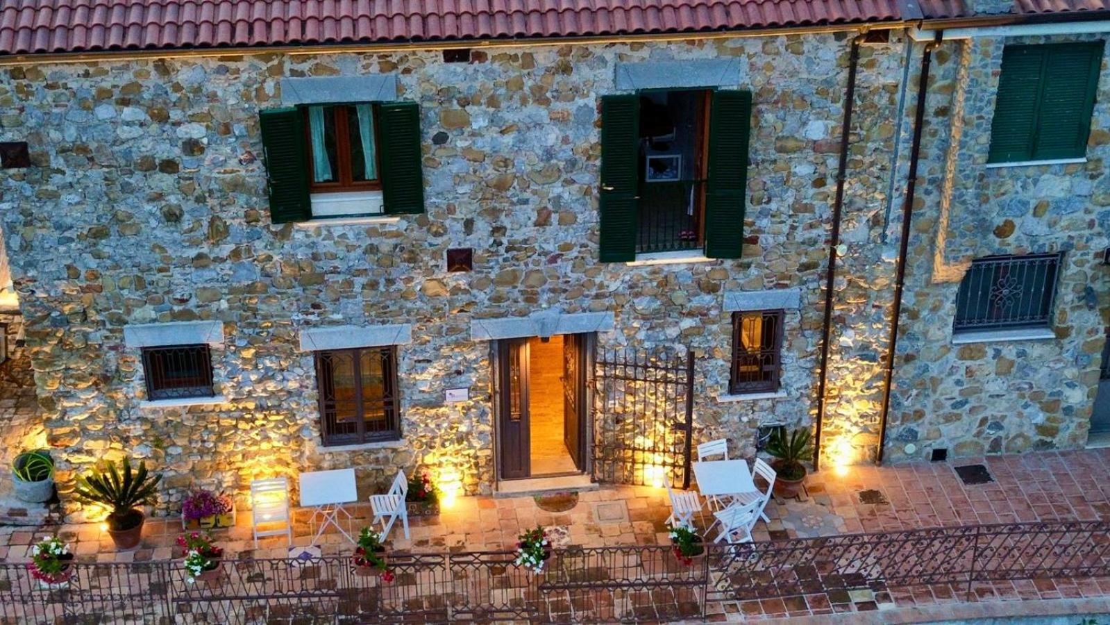 Bed and Breakfast La Riggiola Салерно Экстерьер фото